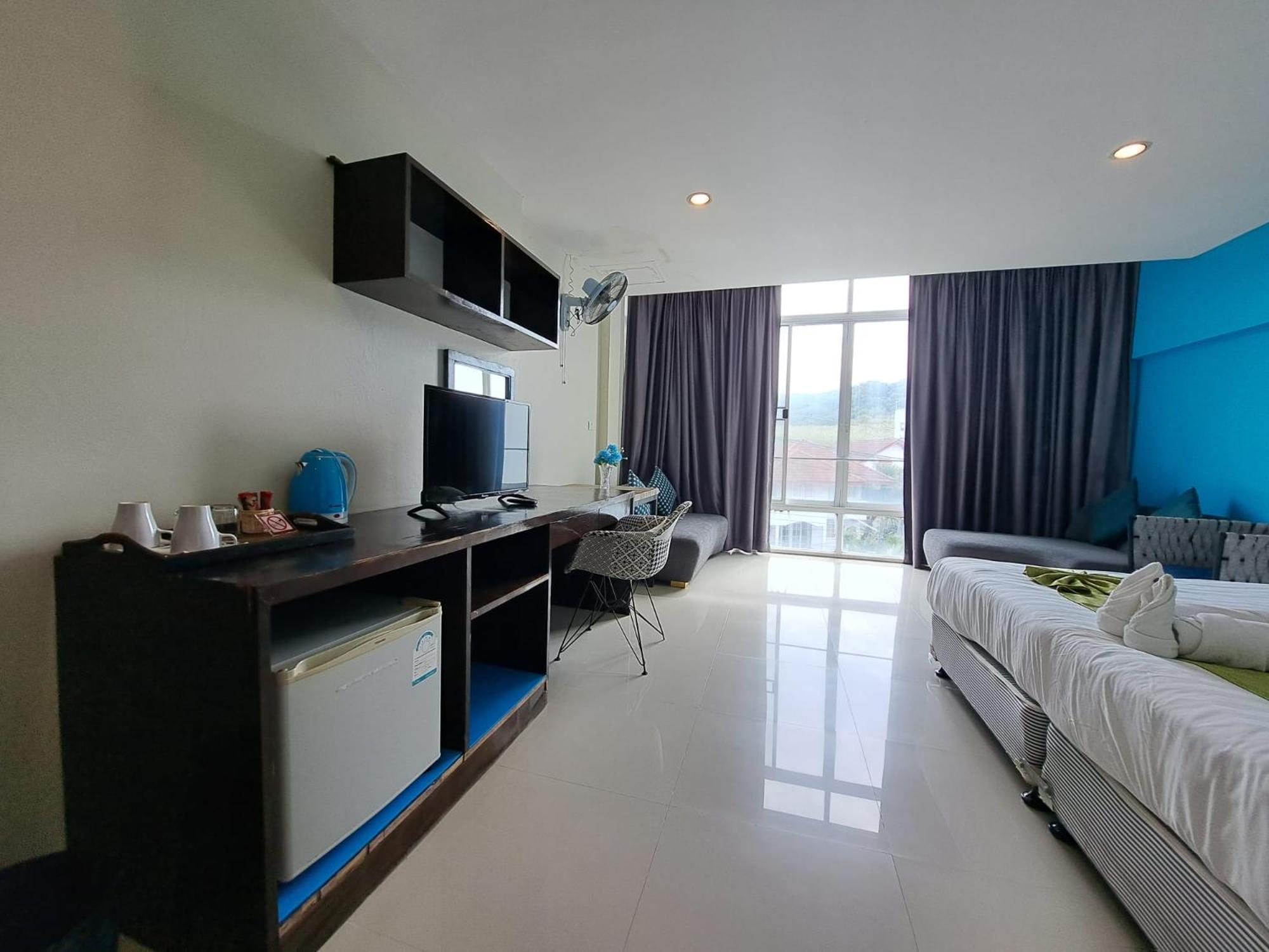Baan Oui Guest House - Nai Harn Phuket Exterior foto